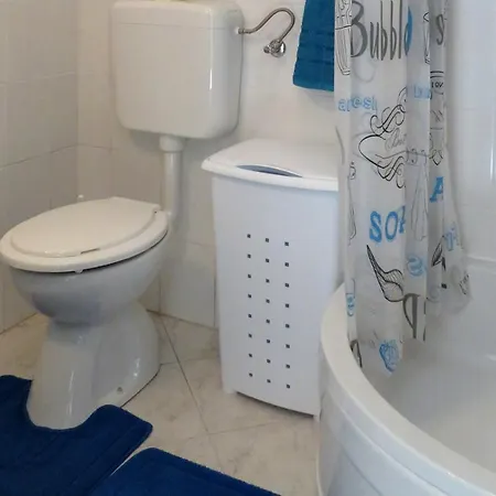 For Families And Couples In Pula, Stinjan Appartement