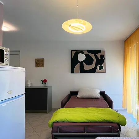 Appartement For Families And Couples In Pula, Stinjan