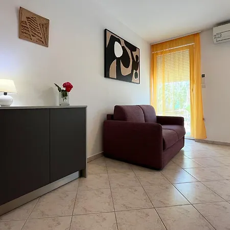 For Families And Couples In Pula, Stinjan Appartement Pula
